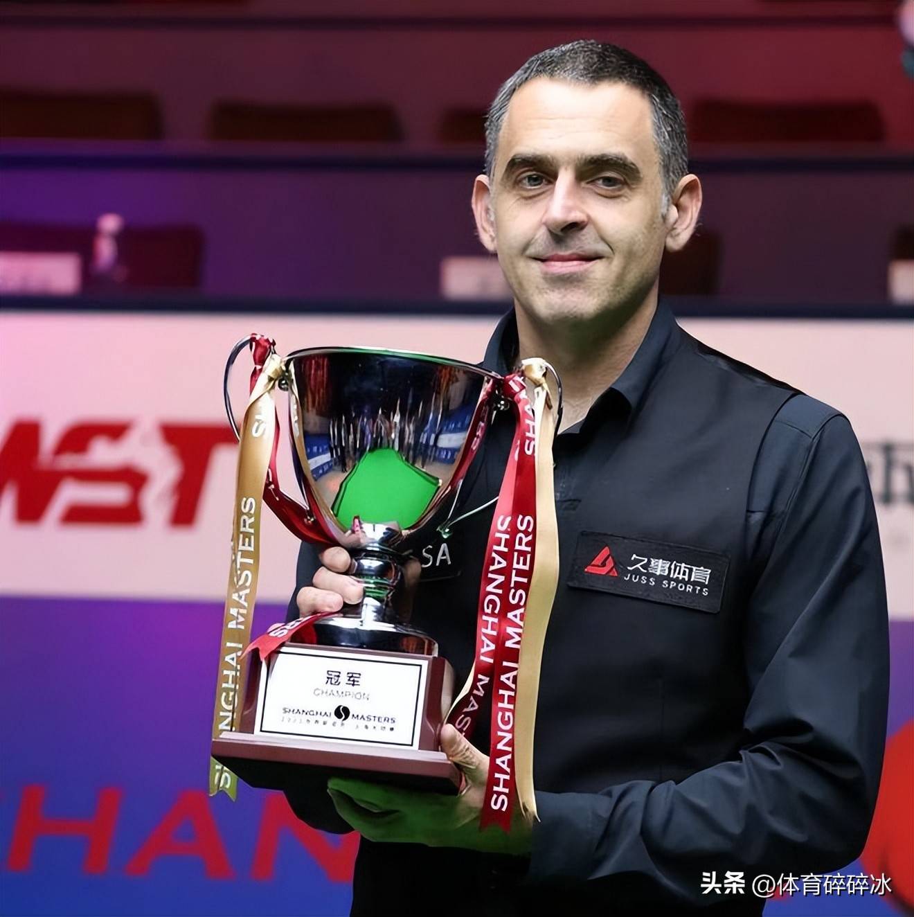 在赛后接受 在赛后接受